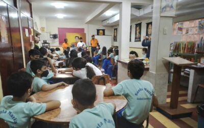 Alcaldía de Maracaibo promueve el amor a la lectura con el programa «Fundabiblioteca va a tu escuela»